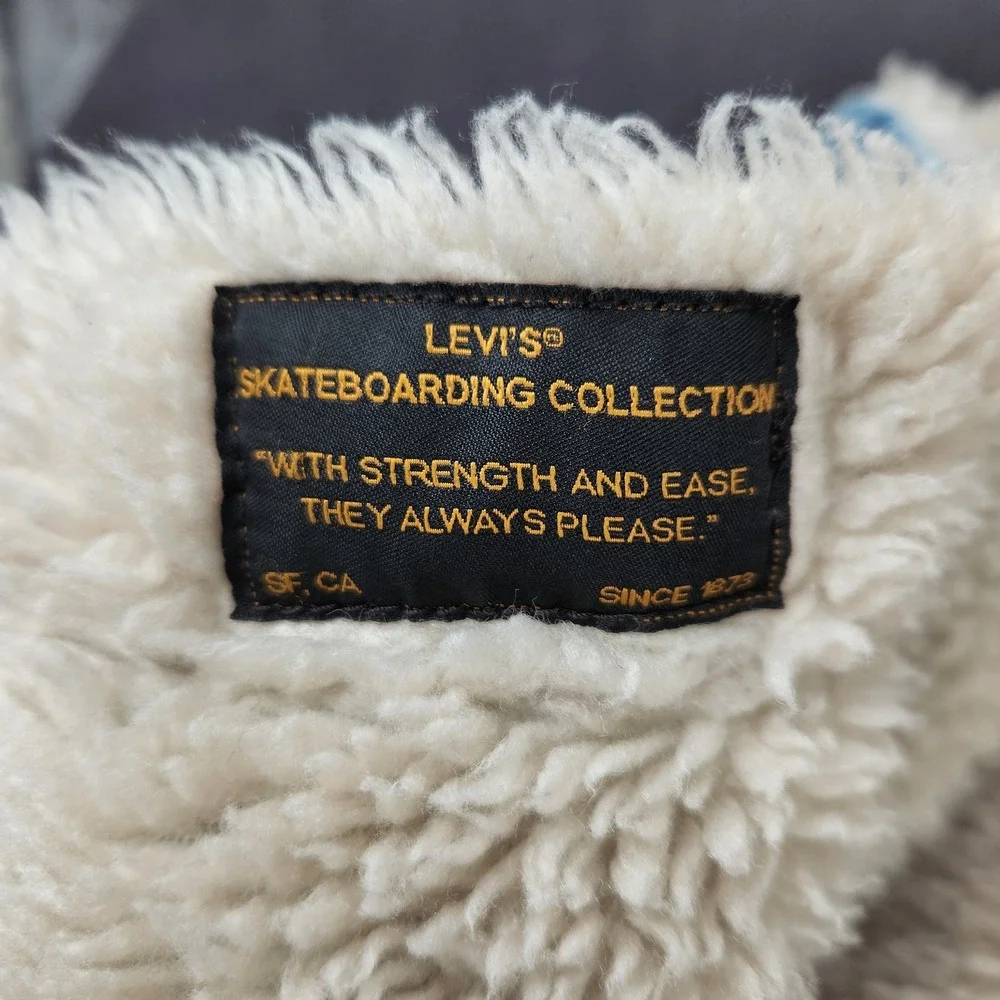 Levis Skateboarding Sherpa Trucker Jacket Mens Large Blue Denim‎ Snap Front - Picture 6 of 14